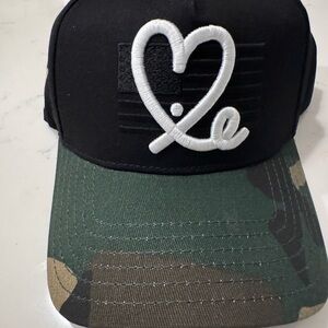 Camo I ❤️ ie Cap